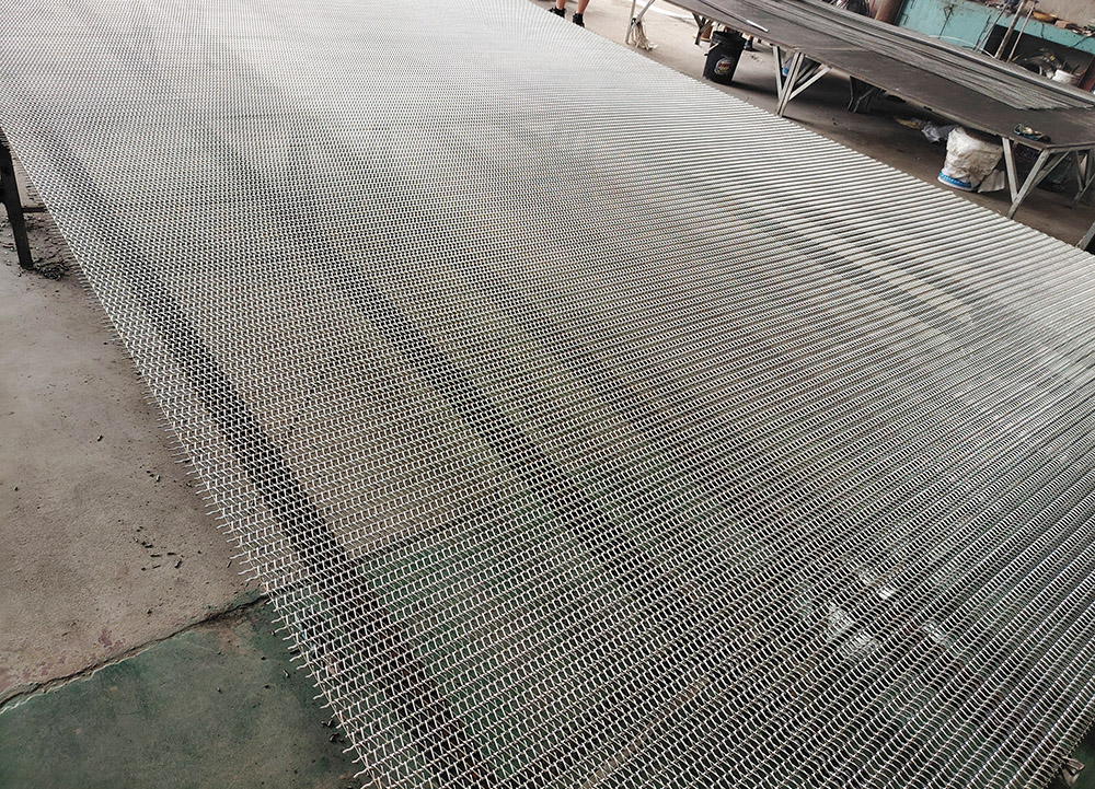 金屬網(wǎng)帶車間